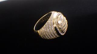 Men's 10K Diamond Cluster Oval Ring Yellow Gold 13g Size 10.5